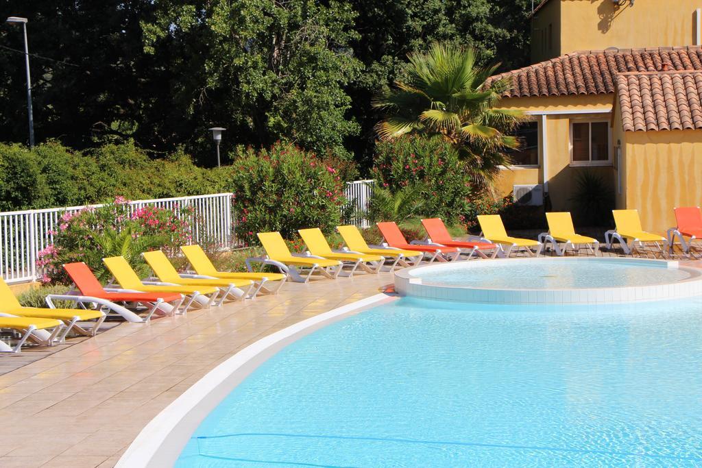 Résidence Lagrange Vacances - Les Cottages Varois Solliès-Toucas Extérieur photo