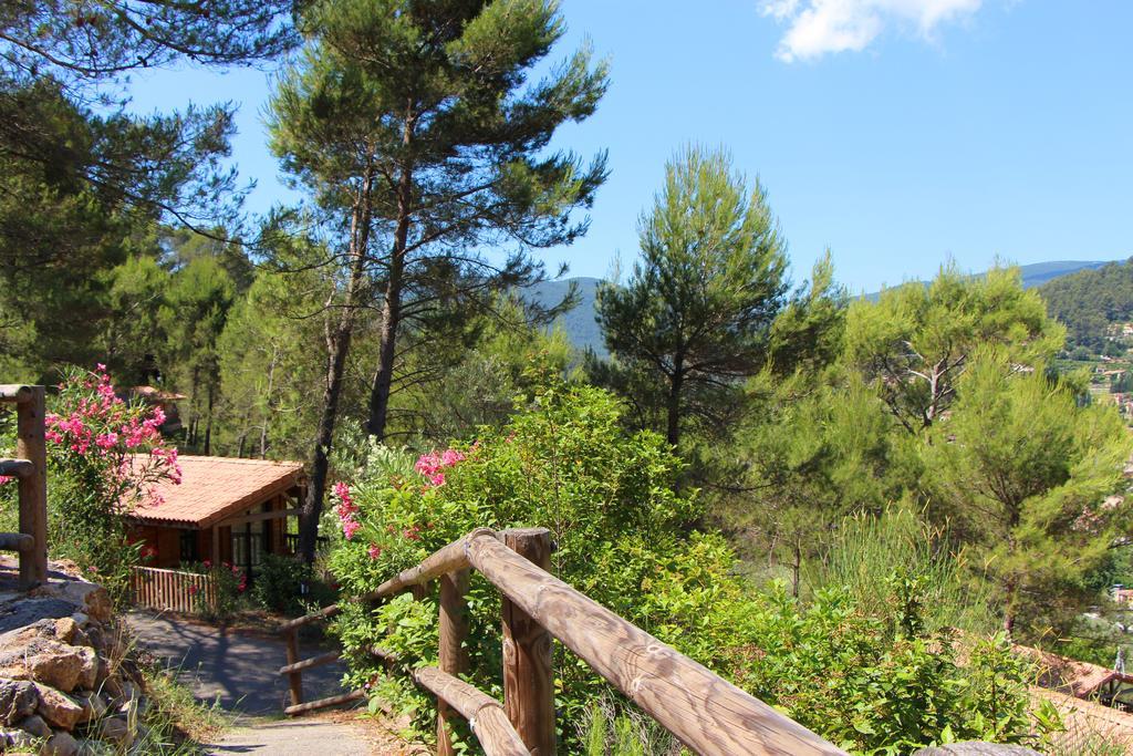 Résidence Lagrange Vacances - Les Cottages Varois Solliès-Toucas Extérieur photo