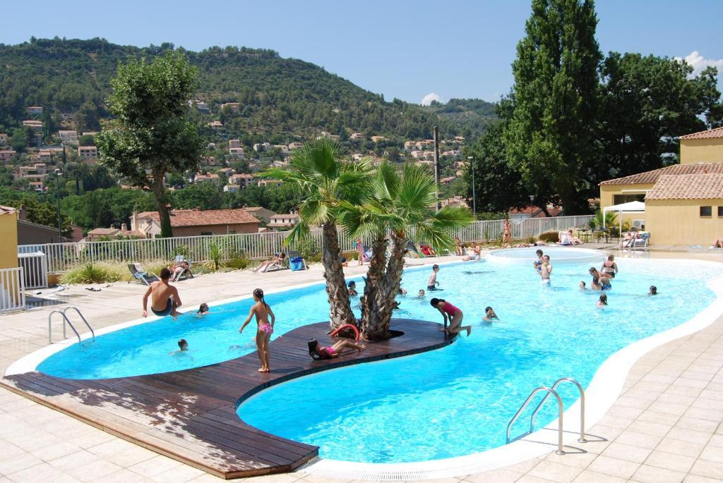 Résidence Lagrange Vacances - Les Cottages Varois Solliès-Toucas Extérieur photo