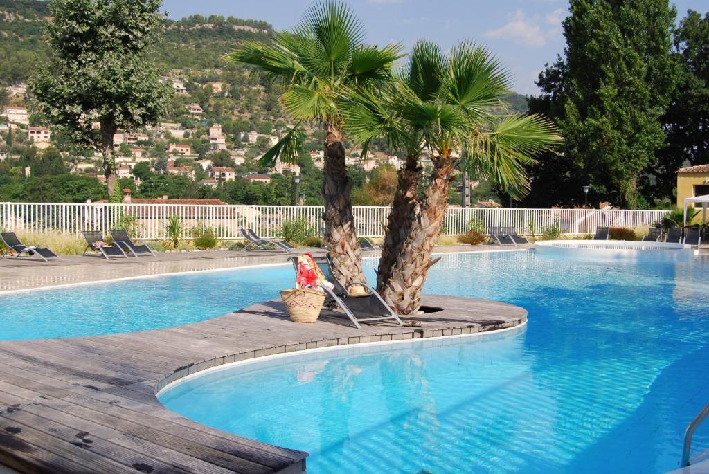 Résidence Lagrange Vacances - Les Cottages Varois Solliès-Toucas Extérieur photo