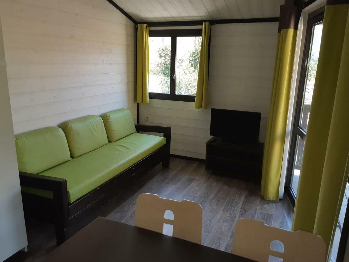 Résidence Lagrange Vacances - Les Cottages Varois Solliès-Toucas Extérieur photo